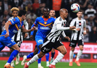 Son şampiyondan erken veda! Beşiktaş evinde fena dağıldı