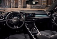 Alfa Romeo Nisan 2025’te gaza basıyor: Giulia, Stelvio ve Tonale’de indirim fırtınası!
