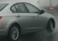 Frenler tutmuyor, motor aniden duruyor! Otomobil devi binlerce aracını geri çağırdı