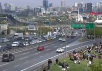 Deprem sonrası trafik yoğunluğu yüzde 76'ya çıktı