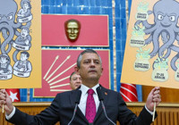 Özgür Özel'den flaş mesajlar! Kürsüden iki ahtapot gösterdi... "Tayyip beyin esas ahtapotunu göstereyim"
