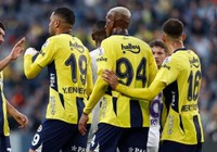 Fenerbahçe'de yaprak dökümü; İlk isme güle güle