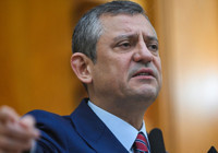 Özgür Özel'den CHP'ye kayyum iddialarına çok sert tepki! "Buradayız hodri meydan"