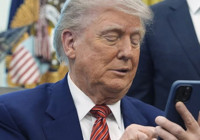Trump Putin'i tehdit etmiş: "Moskova'yı bombalarım"