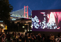 Yıldızların altında son gösterim! Feriye Açık Hava Sineması sezonu La La Land ile veda ediyor