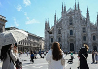 İtalya kavruluyor: Milano'da asfalt eridi