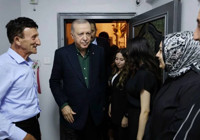 Cumhurbaşkanı Erdoğan'dan, 15 Temmuz'da iki oğlu ve damadı şehit olan Muzaffer nineye ziyaret