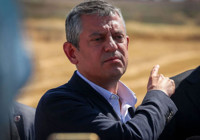 Özgür Özel’den adaylık açıklaması: “Cumhurbaşkanlığı değil, zaferi getiren lider olmak istiyorum”