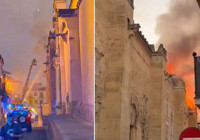 Endülüs'te tarih yandı! Avrupa'daki en ihtişamlı camide yangın