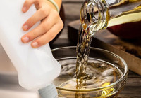 Bu karışım evde sinek bırakmıyor! Sirkeyle karıştırıp uygulayın