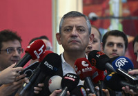 Özgür Özel'den muhalefet liderlerine telefon: Genel başkanlara olmadık bir haksızlık yapılıyor