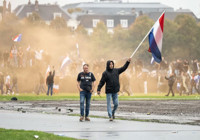 Hollanda’da göçmenlik karşıtı gösterilerde protestocular polisle çatıştı