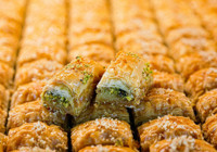 Baklavada skandal! Vatandaşa boya yedirmişler