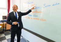 Türkçe Avrupa'da müfredata girdi! Okullarda ders olarak öğretilecek