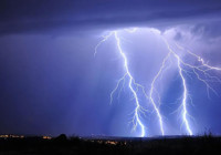 Yağışlı havalarda dikkat: Yıldırımdan korunma yöntemleri