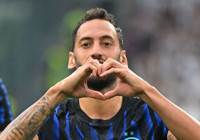 Hakan Çalhanoğlu'ndan Fenerbahçe ve Galatasaray cevabı!