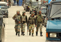 Dünya yeni bir savaşın eşiğinde! Ordular teyakkuza geçti, sınırda çatışma çıktı