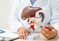 Bu 4 belirtiyi hafife almayın: Karaciğeriniz alarm veriyor olabilir