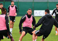 Beşiktaş'ta TÜMOSAN Konyaspor maçı hazırlıkları başladı