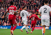 Manchester United, Liverpool'u iki golle yıktı