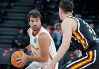 Galatasaray evinde Würzburg'u devirdi