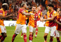 Galatasaray’ın yıldız ismi derbide kadroda yok! Taraftarı yıkan haber