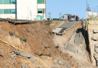 Ümraniye'de istinat duvarı inşaat sırasında yıkıldı