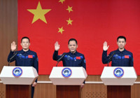 Çin, 2030’a kadar Ay’a insan indirme hedefinde ilerliyor: Yeni mürettebat uzay yolcusu