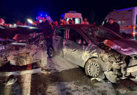 Lastik değişimi yaparken faciayı yaşadılar