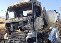 Gaziantep’te seyir halindeki beton mikseri yandı