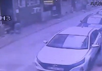 Fatih’te bayılan epilepsi hastasının telefonunu çaldı