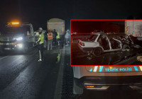 Gaziantep'te otomobil kamyona arkadan çarptı: Feci kazada 3 kişi hayatını kaybetti