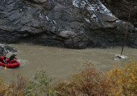 Hakkari’de pikap Zap Suyu’na düştü! İki kişi hayatını kaybetti