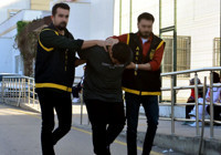 Adana'da husumetli olduğu komşusunu öldürdü: Adliyeye sevk edildi