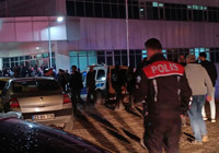 Bingöl'de polisle çatışma: Yaralılar var