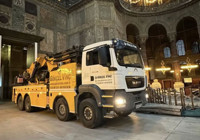 Ayasofya Camii'nde tartışmalara neden olan görüntü