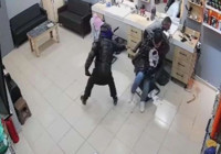 Saç kesimi sırasında berberi vurmuşlardı: 2 şüpheli yakalandı