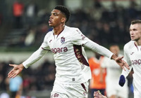 İstanbul'da 7 gollü nefes kesen maç! 3 puanın sahibi Trabzonspor oldu