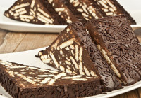 Bir pasta zehirlenmesi daha: Bu kez 12 kişi hastanelik oldu!