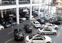 Araç alacaklar dikkat! Bayilerde yüzde 20 indirim ikinci eli vurdu