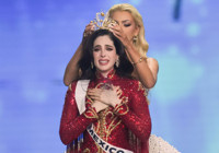 Miss Universe’de şok! Taçlar geri verildi, yarışmacılar çekildi