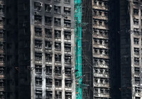 Hong Kong'da yangın faciası: 3 günlük yas ilan edildi