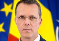 Romanya Savunma Bakanı sahte diploma nedeniyle istifa etti