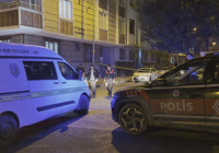 Arnavutköy'de silahlı saldırı: 1'i ağır 2 yaralı