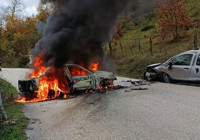 Kastamonu’da hafif ticari araç ile otomobil çarpıştı
