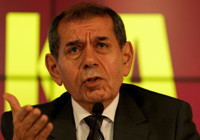 Dursun Özbek'ten Hacıosmanoğlu açıklaması! "Davetiye beklentisi içinde olamaz"