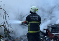 Edirne’de kömürlükler alevlere teslim oldu
