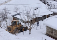 Tunceli'de karla mücadele çalışmalarını aralıksız sürdürüyor