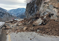 Giresun-Sivas kara yolunda heyelan: Yol kontrollü olarak ulaşıma açıldı