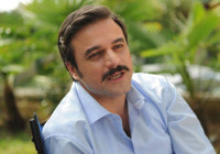 Ufuk Özkan ameliyat için gün sayıyor... 'Günde 10 tane serum alıyorum'